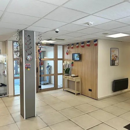 Première Classe Paris-ouest Hotel Gennevilliers